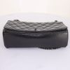Chanel 2.55 handbag in black patent quilted leather - Detail D5 thumbnail