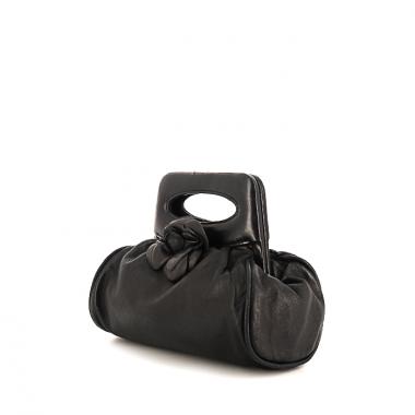 Borsa Chanel 2.55 in pelle nera con decoro floreale