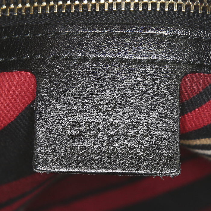 Gucci Britt handbag in black leather - Detail D3