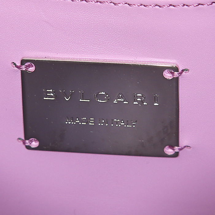 Bolso bandolera Bulgari Serpenti en cuero rosa caramelo y piel de galuchat rosa - Detail D3