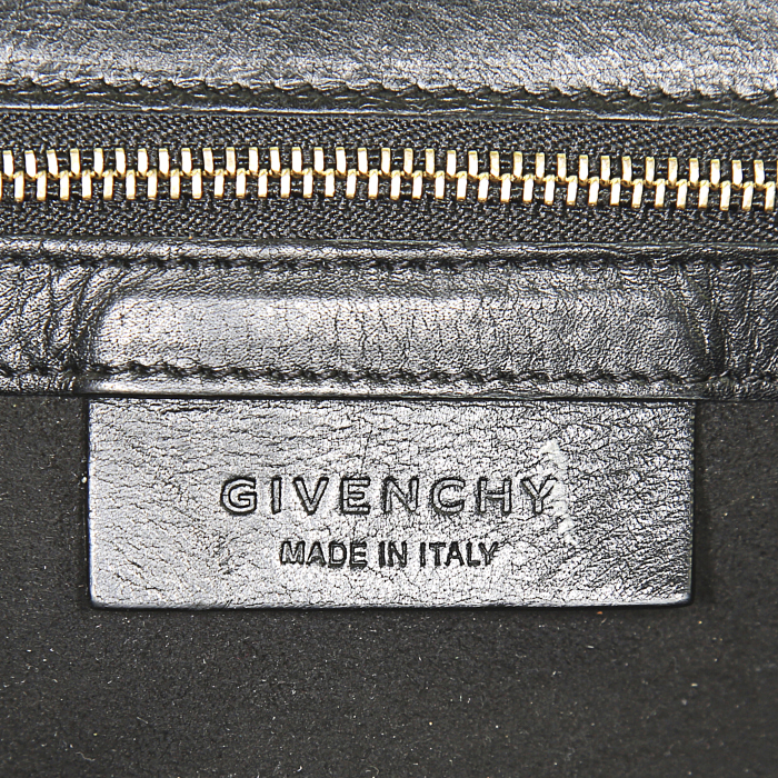 Givenchy Pandora small model shoulder bag in black leather - Detail D4