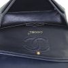 Chanel Timeless handbag in navy blue leather - Detail D3 thumbnail