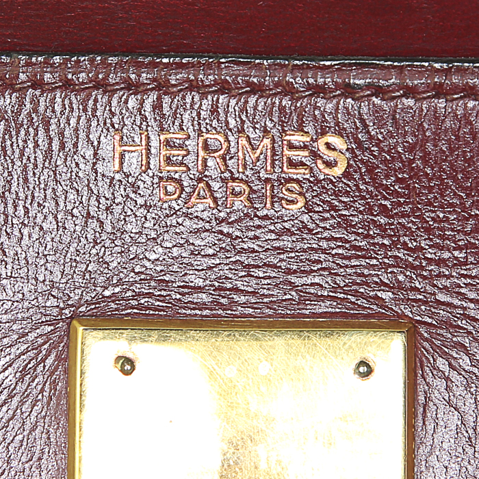 Bolso de mano Hermes Kelly 35 cm en cuero box color burdeos - Detail D4
