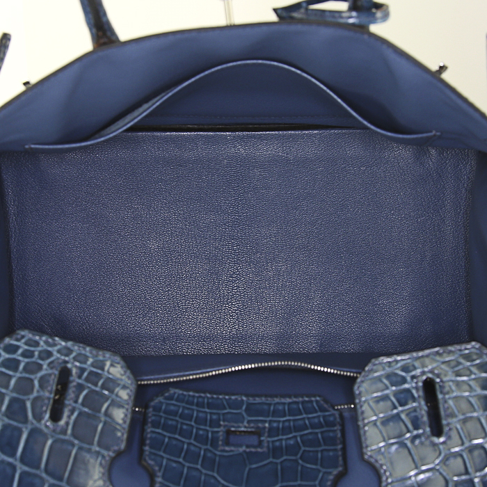 Bolso de mano Hermes Birkin 30 cm en cocodrilo niloticus Bleu de Malte - Detail D2