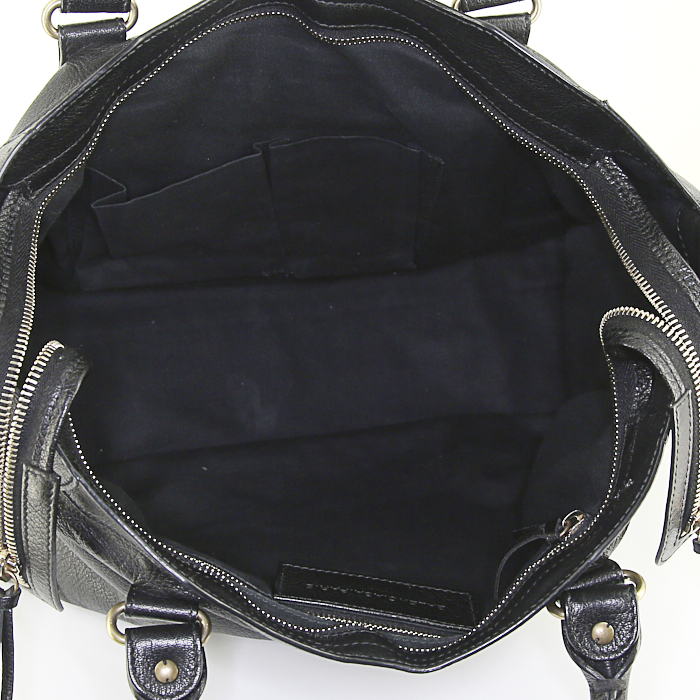 Sac à main Balenciaga Classic City en cuir noir - Detail D3