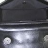 Bolso bandolera Chanel Petit Shopping en cuero acolchado negro - Detail D2 thumbnail