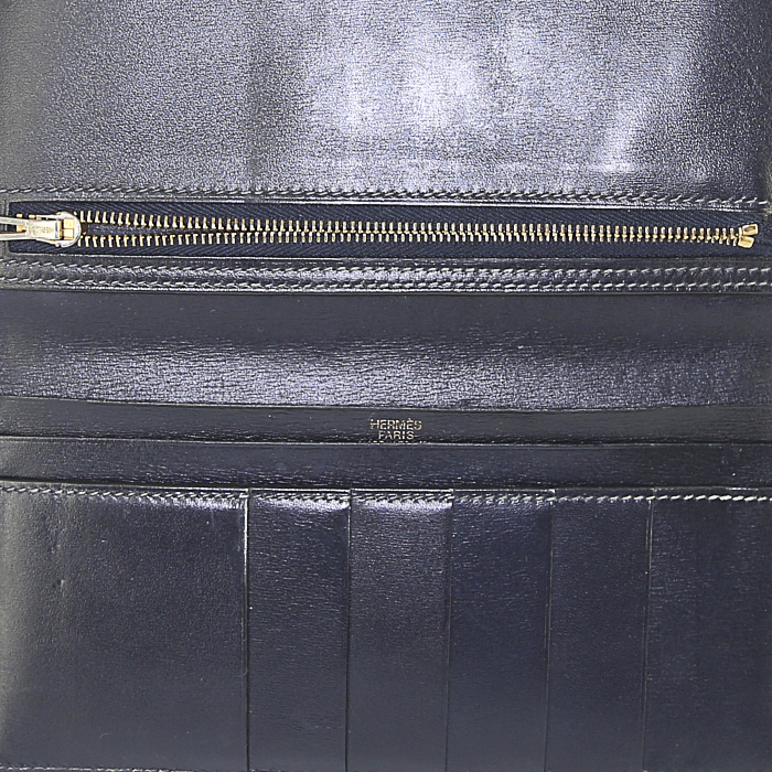 Portefeuille Hermès Béarn en cuir box bleu-marine - Detail D2