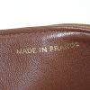 Sac à main Chanel Timeless jumbo en cuir matelassé marron - Detail D5 thumbnail