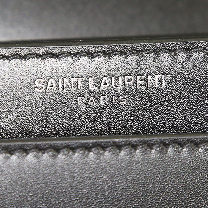 Sac bandoulière Saint Laurent Sunset en cuir noir - Detail D4