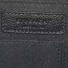 Bolso de mano Givenchy Shark en cuero granulado negro - Detail D4 thumbnail
