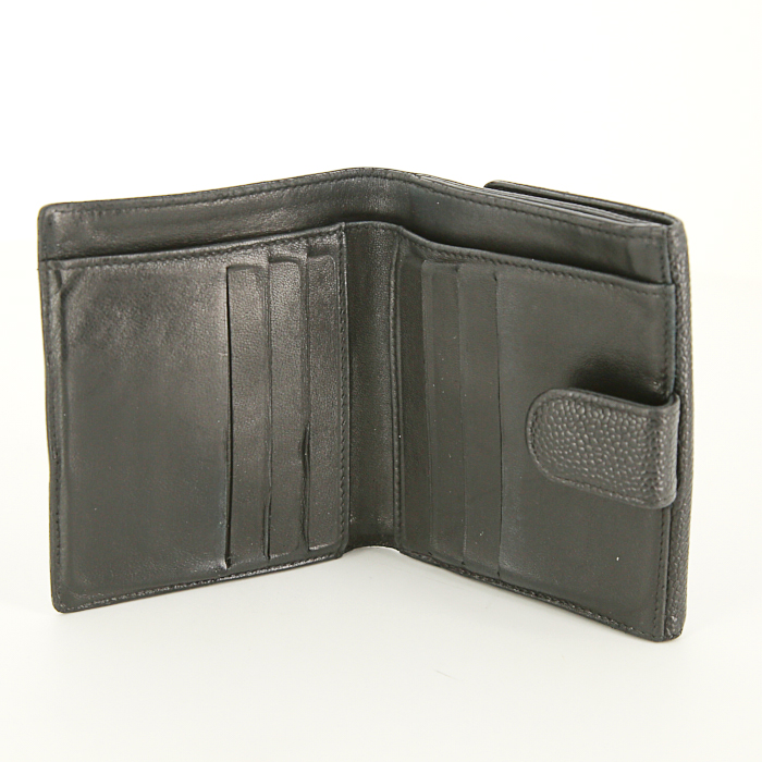 Chanel wallet in black grained leather - Detail D2