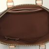 Bolso de mano Louis Vuitton Alma en lona Monogram revestida marrón y cuero natural - Detail D2 thumbnail
