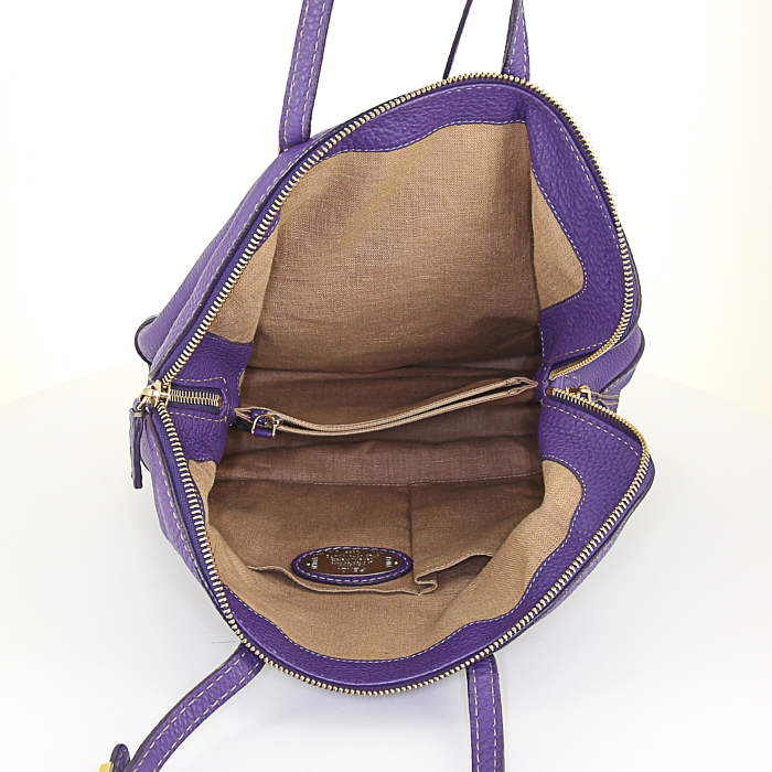Sac à main Fendi Selleria en cuir grainé violet - Detail D2