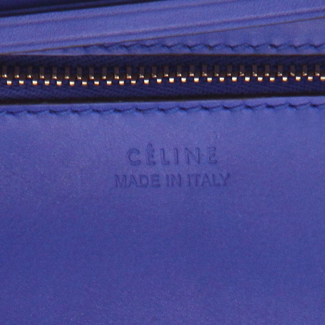 Celine Tie Bag medium model handbag in electric blue leather - Detail D2