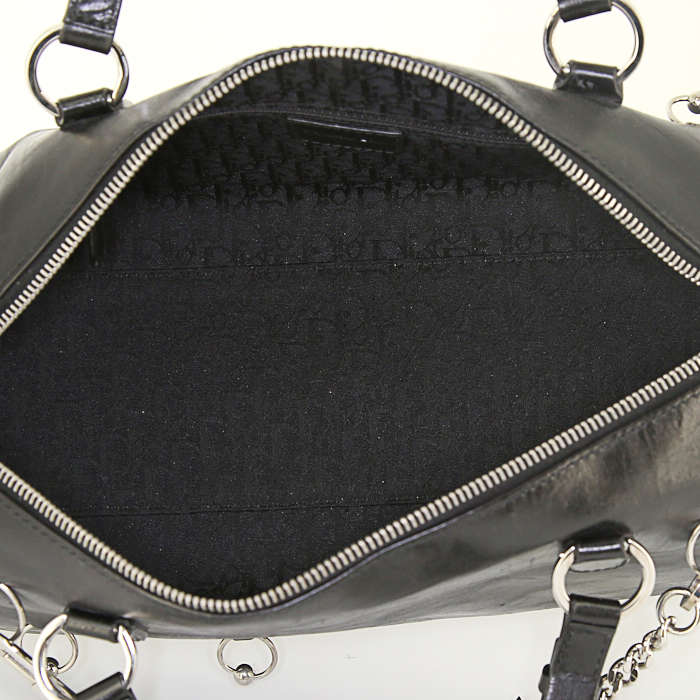 Dior Piercing handbag in black leather - Detail D2
