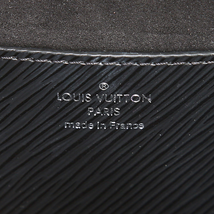 Bolso de mano Louis Vuitton Twist en cuero negro - Detail D4
