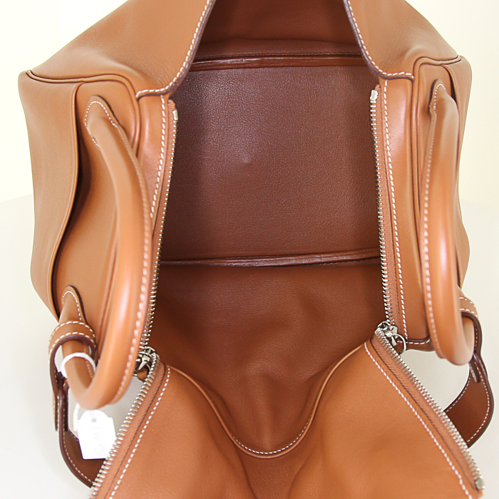 Borsa Hermes Lindy 30 cm in pelle Swift gold - Detail D2
