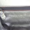 Chanel clutch in black velvet - Detail D3 thumbnail