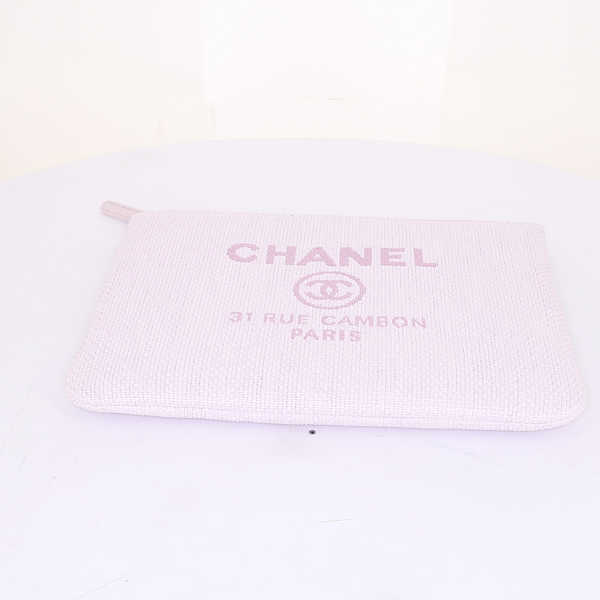 Pochette Chanel Deauville en toile rose - Detail D4