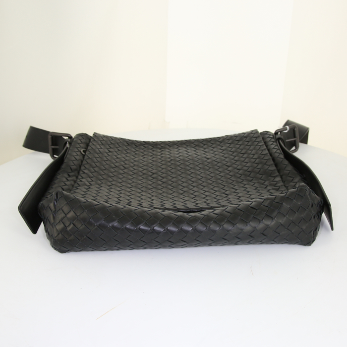 Borsa a tracolla Bottega Veneta in pelle intrecciata nera - Detail D4
