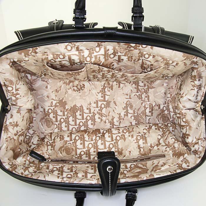 Dior Détective 24 hours bag in black leather - Detail D2