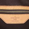 Bolso de mano Louis Vuitton Brea en charol Monogram color berenjena y cuero natural - Detail D4 thumbnail