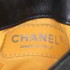 Bolso bandolera Chanel Cambon en cuero acolchado negro - Detail D3 thumbnail