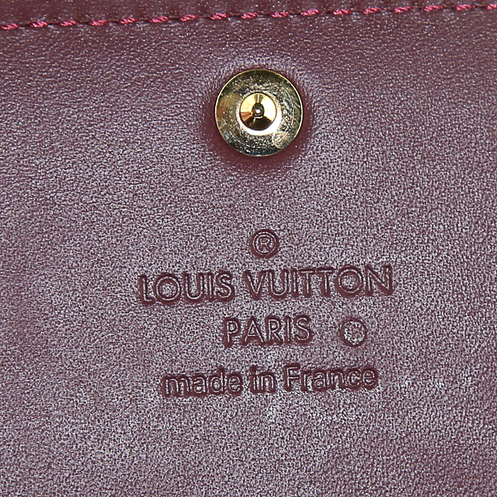 Louis Vuitton Sarah wallet in burgundy monogram patent leather - Detail D3
