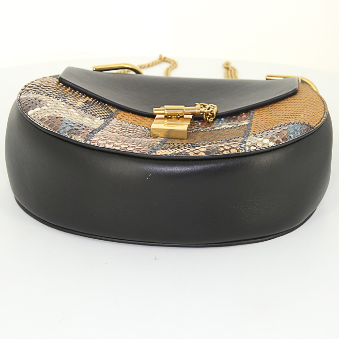 Chloé Drew shoulder bag in black leather and python - Detail D4
