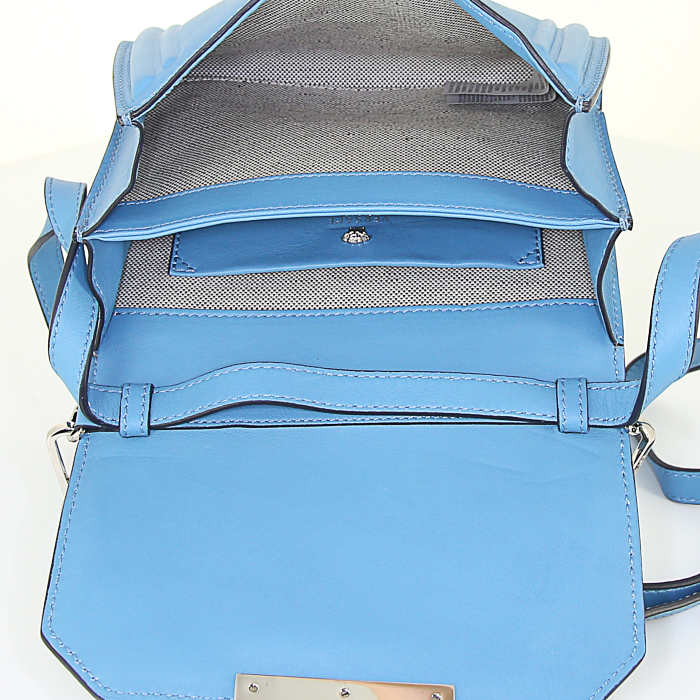 Borsa a tracolla Versace Ryder modello piccolo in pelle blu - Detail D3