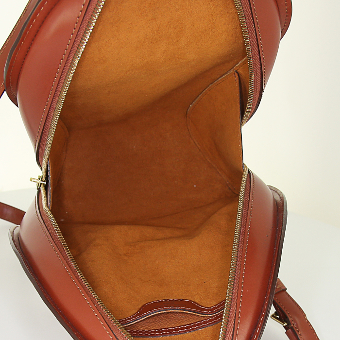 Sac à dos Louis Vuitton Mabillon en cuir épi marron - Detail D2