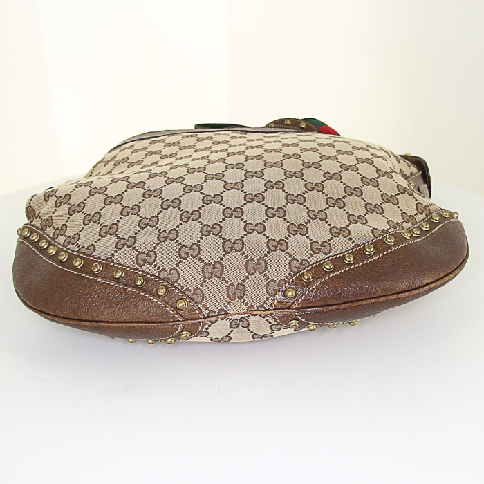 Gucci Pelham shoulder bag in brown leather - Detail D4