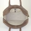 Hermes Victoria shoulder bag in etoupe togo leather - Detail D2 thumbnail