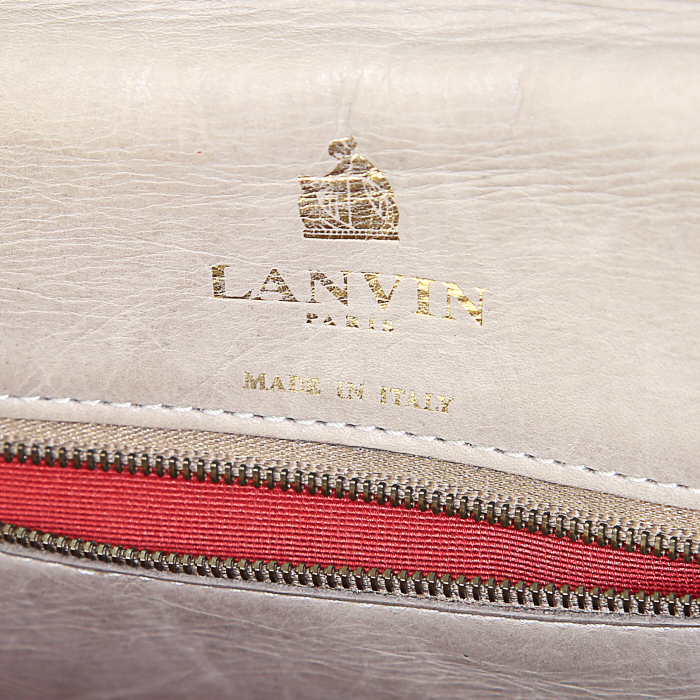 Lanvin Happy small model handbag in grey-beige chevron quilted leather - Detail D3