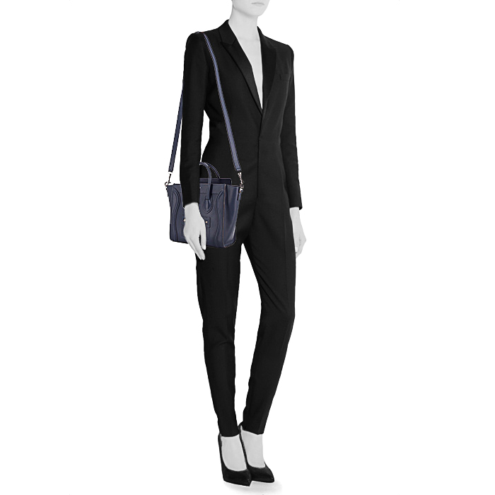 Celine Luggage Nano mini handbag in navy blue leather - Detail D1