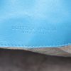 Bottega Veneta shoulder bag in blue intrecciato leather - Detail D3 thumbnail