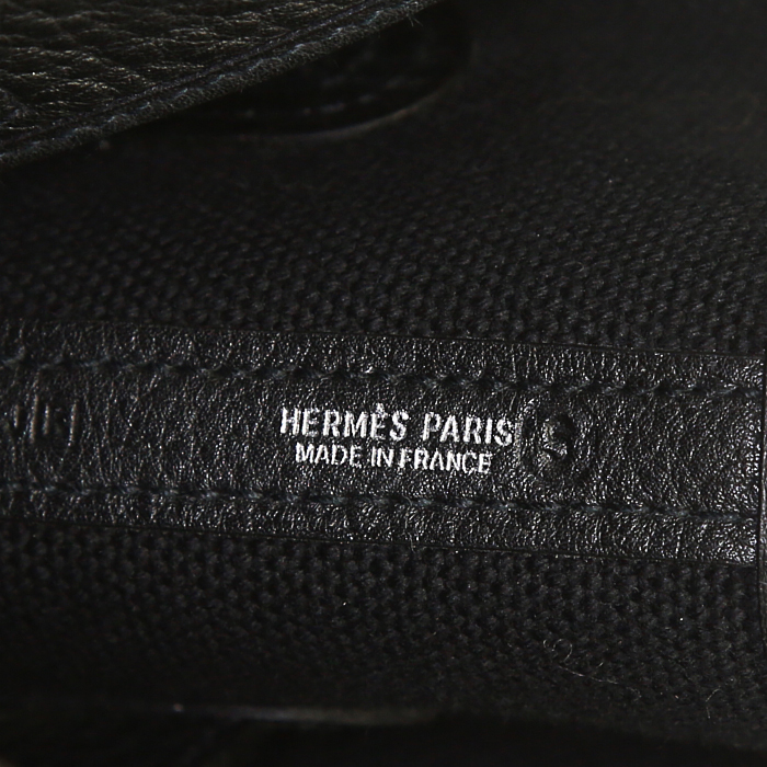 Hermès shopping bag in black canvas and black leather - Detail D3