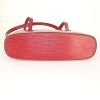 Bolso de mano Louis Vuitton Lussac en cuero Epi rojo - Detail D4 thumbnail