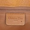 Bolso de mano Dior Jeans Pocket en cuero granulado marrón - Detail D3 thumbnail