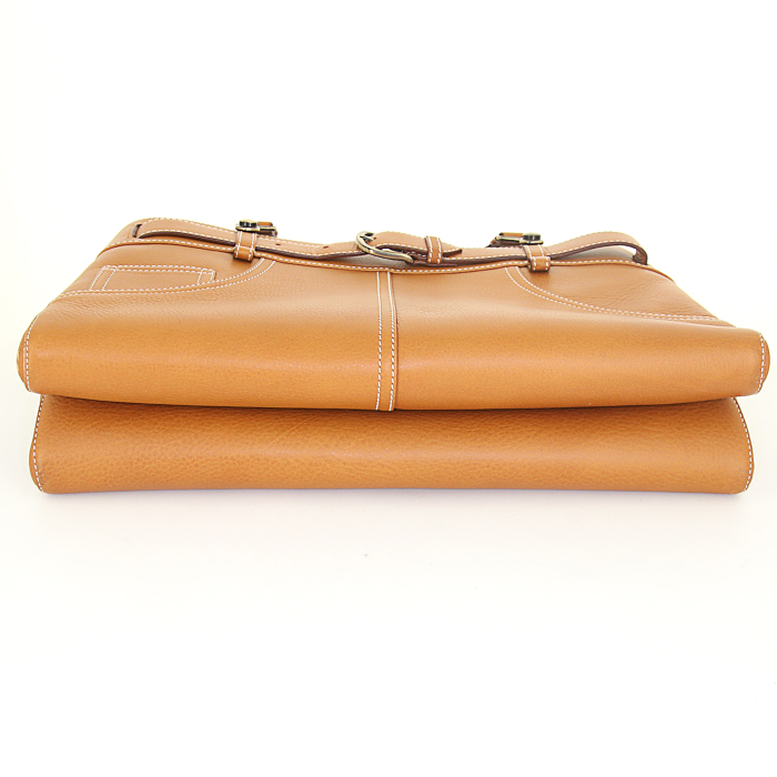 Dior Jeans Pocket handbag in brown grained leather - Detail D4