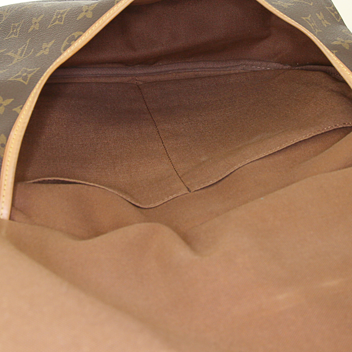 Sac bandoulière Louis Vuitton Saumur grand modèle en toile monogram enduite et cuir naturel - Detail D2