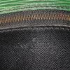Louis Vuitton Saint Cloud shoulder bag in Vert Anglais epi leather - Detail D3 thumbnail