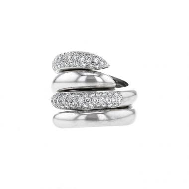 Double Chaumet Spirale ring in white gold and diamonds