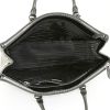 Bolso de mano Prada Galleria en cuero saffiano negro - Detail D2 thumbnail