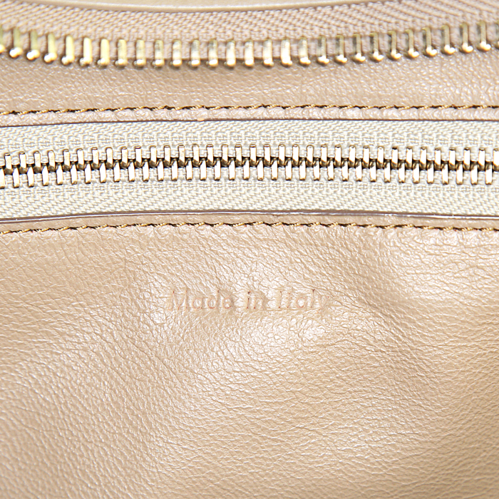 Sac à main Celine Luggage moyen modèle en cuir taupe - Detail D3