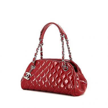 Chanel Mademoiselle handbag in red patent quilted leather