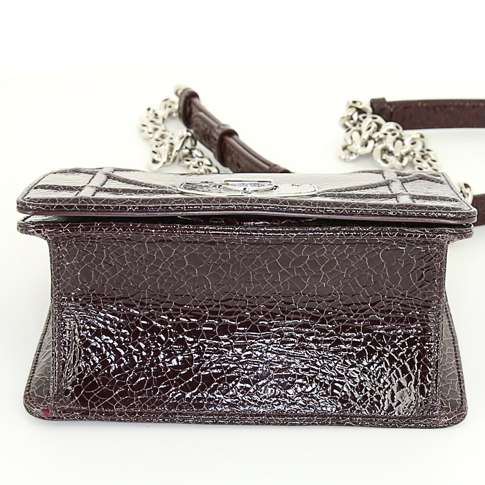 Dior Diorama mini shoulder bag in purple Raisin leather - Detail D5