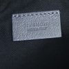 Bolsito de mano Givenchy  Antigona pochette en cuero gris - Detail D3 thumbnail