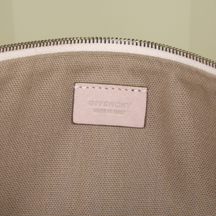 Givenchy pouch in powder pink leather - Detail D3