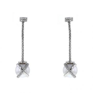 Pendientes colgantes Fred Baie des Anges en oro blanco,  perlas y diamantes Pendientes colgantes Fred Baie des Anges en oro blanco,  perlas y diamantes
